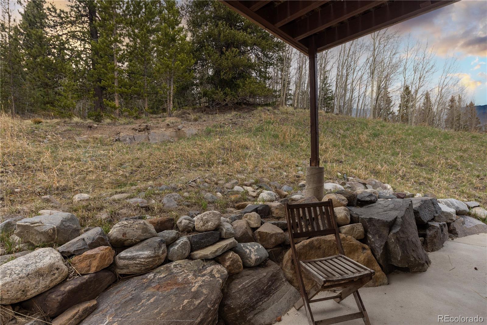 2399 Cr-6 Alma CO 80440