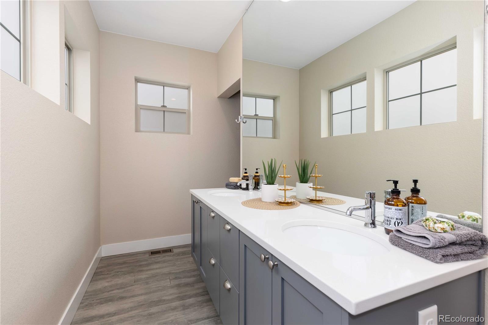 15513 W Vassar Avenue Lakewood CO 80228