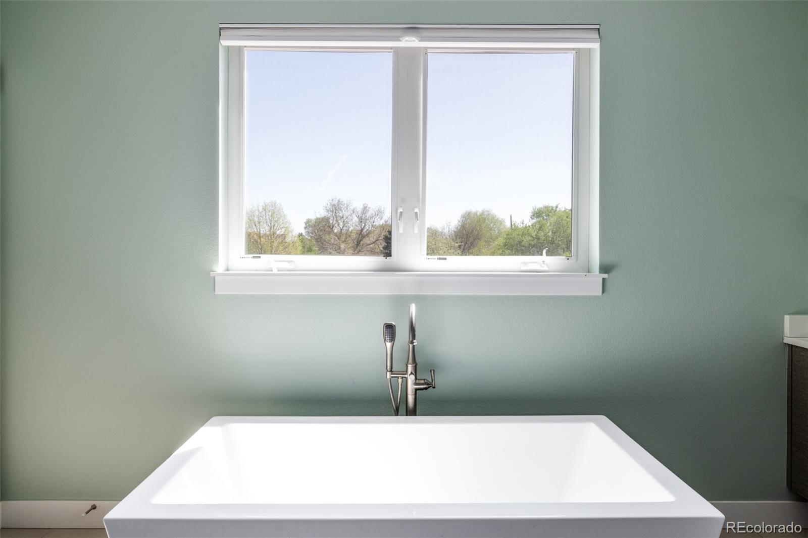 5620 Zuni Court Denver CO 80221