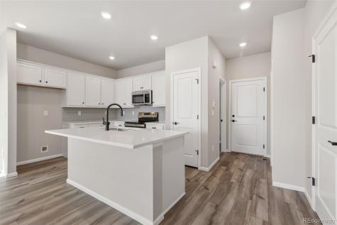 5321 N Elk Street Aurora CO 80019