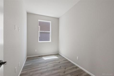 5321 N Elk Street Aurora CO 80019