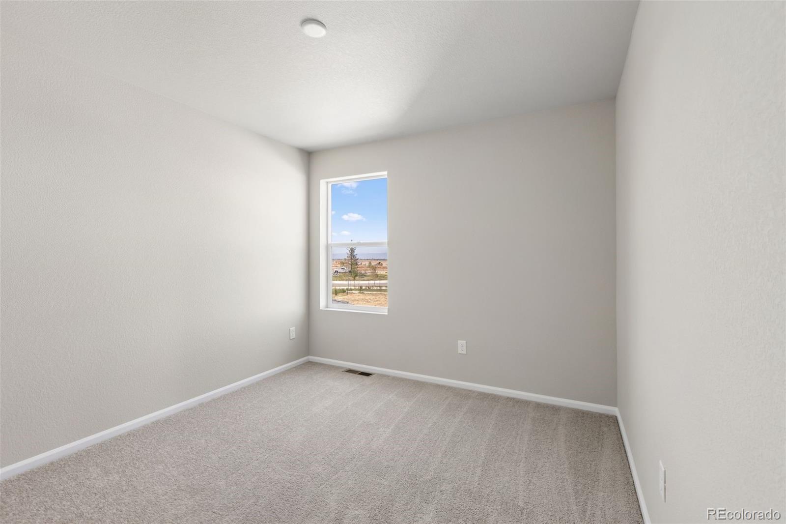 5321 N Elk Street Aurora CO 80019