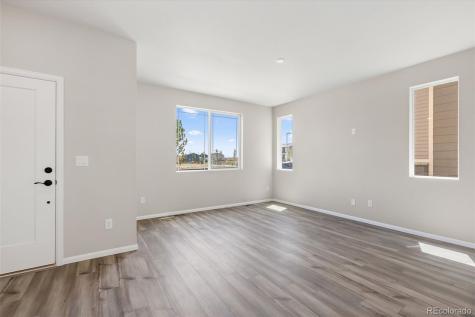 5321 N Elk Street Aurora CO 80019