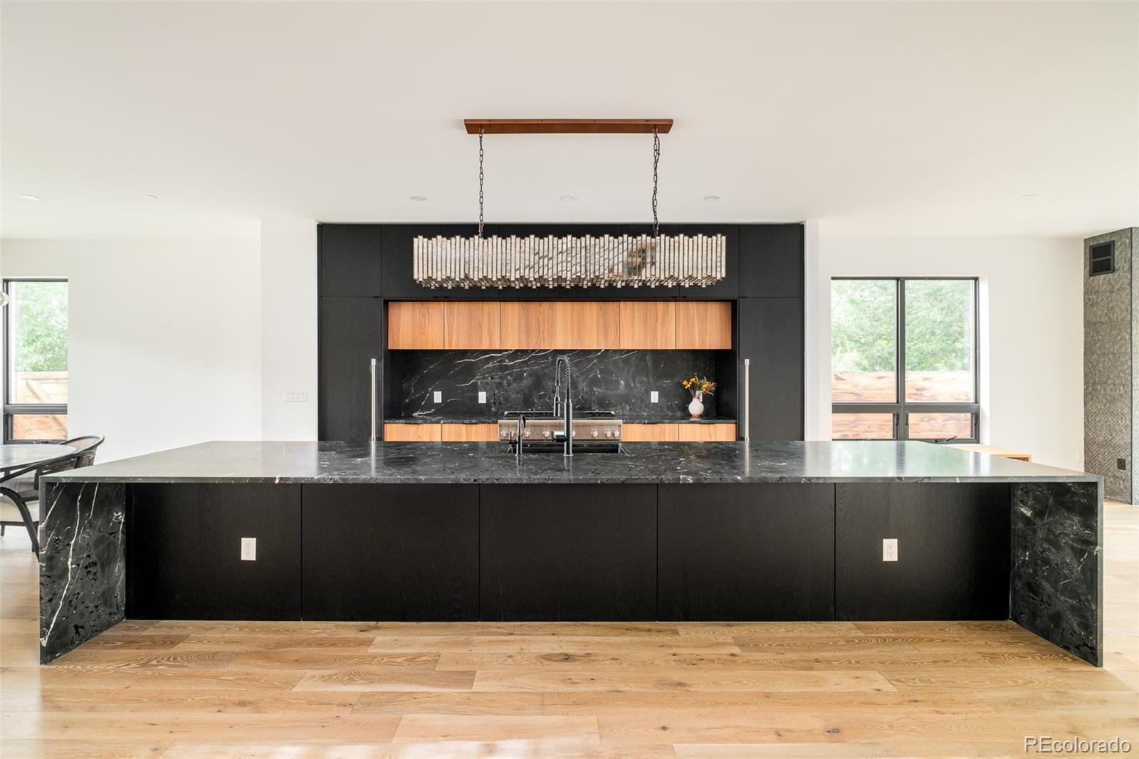 3985 Mariposa Street Denver CO 80211