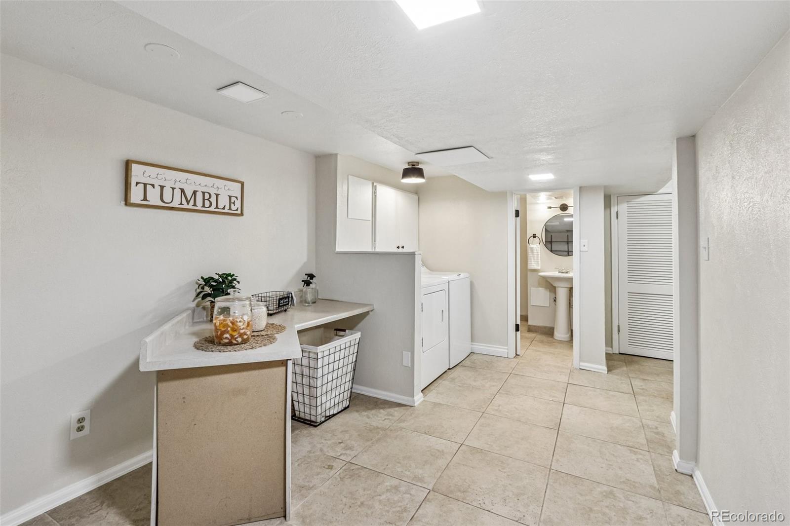 2121 S Lowell Boulevard Denver CO 80219