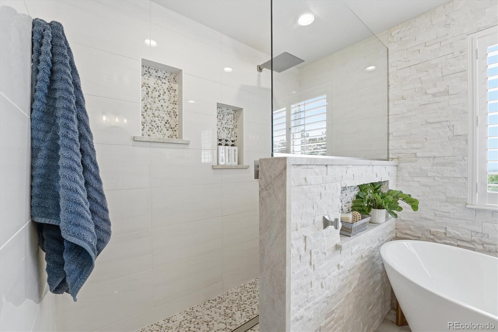 6867 S Duquesne Court Aurora CO 80016