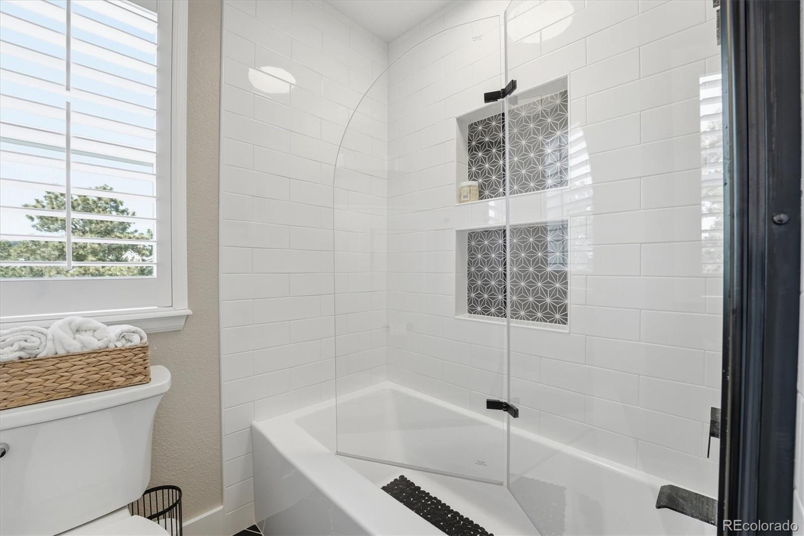 6867 S Duquesne Court Aurora CO 80016