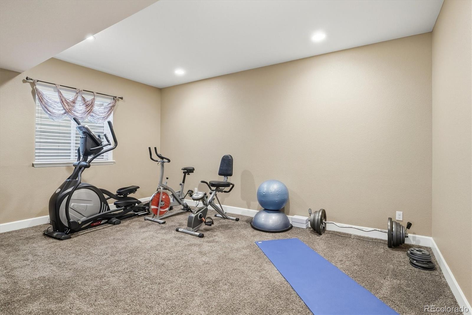 6867 S Duquesne Court Aurora CO 80016