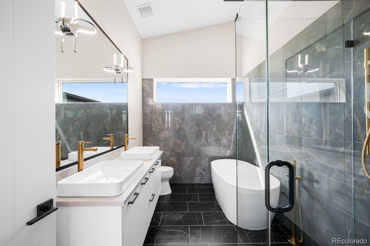 6954 S Espana Way Centennial CO 80016