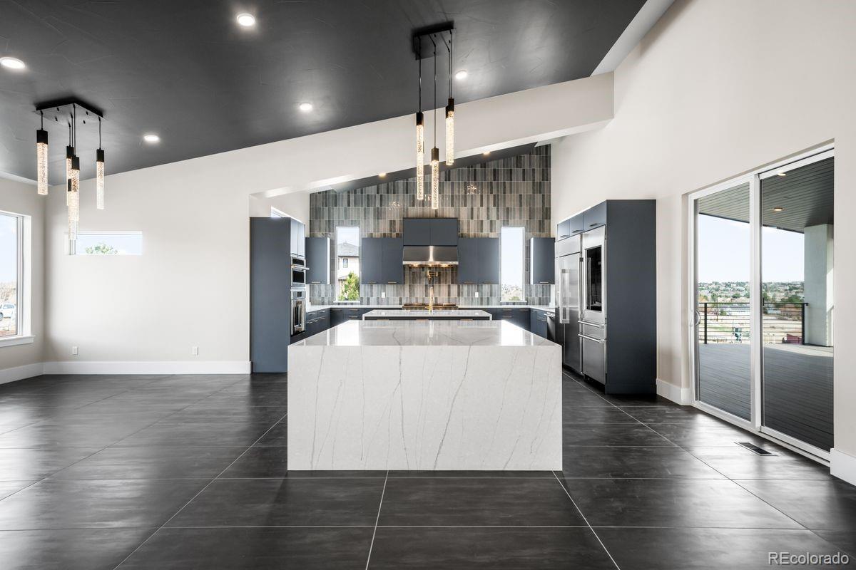 6954 S Espana Way Centennial CO 80016
