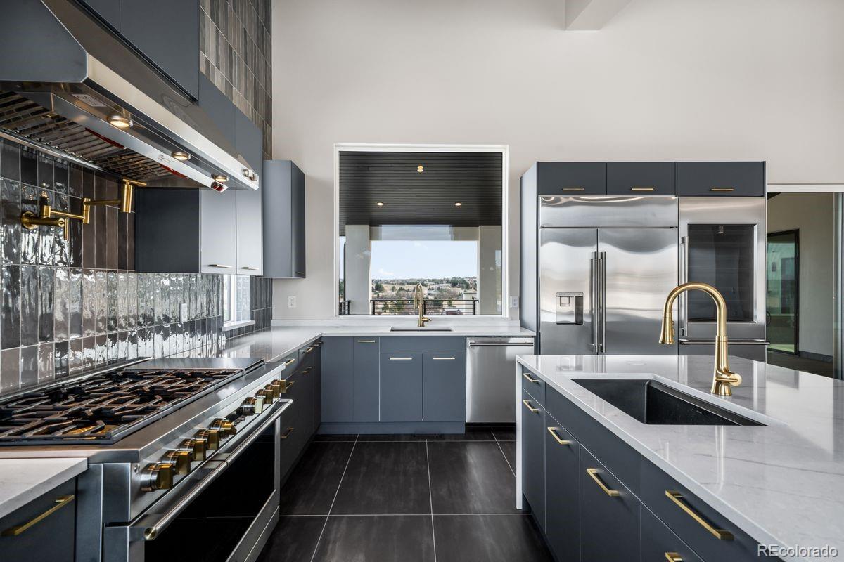 6954 S Espana Way Centennial CO 80016