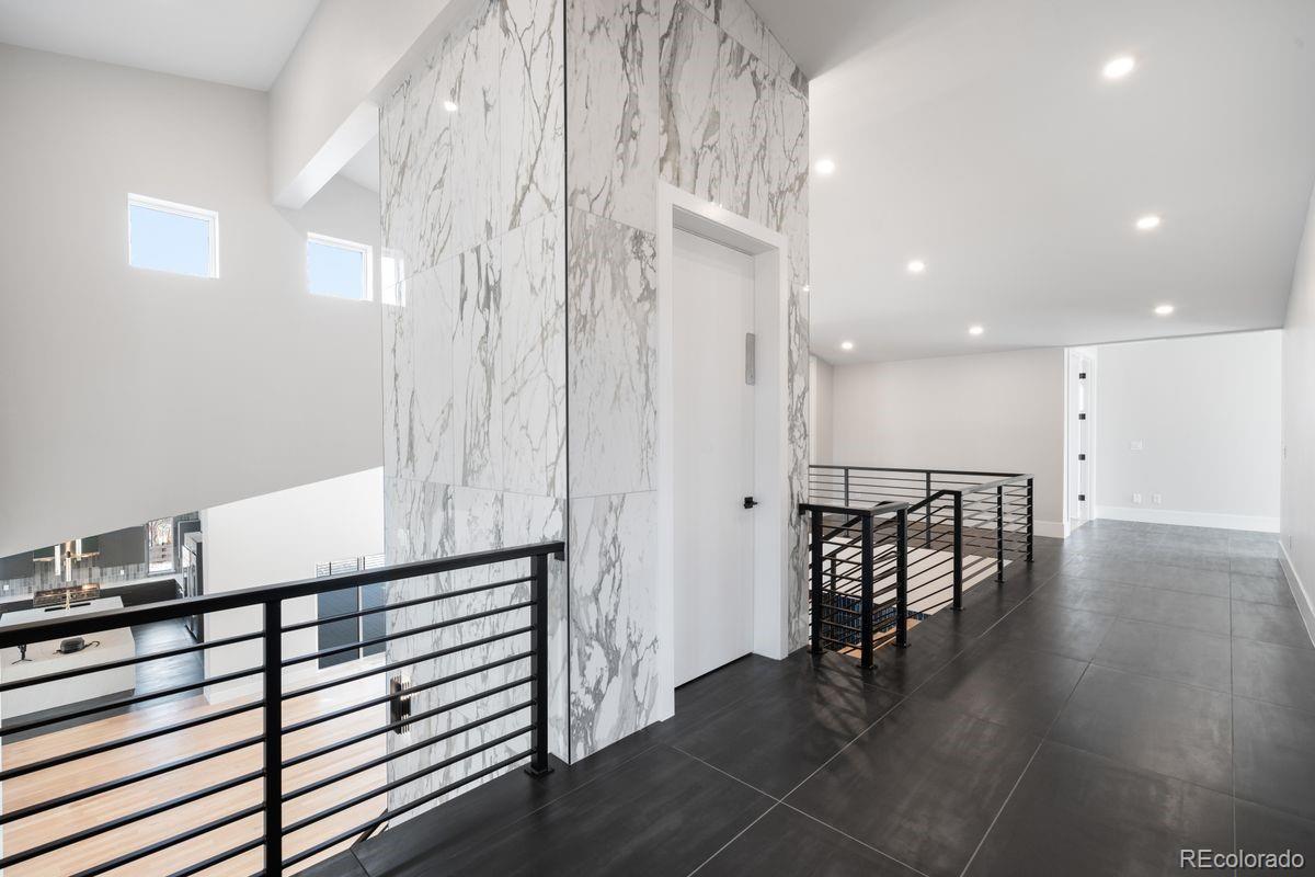 6954 S Espana Way Centennial CO 80016