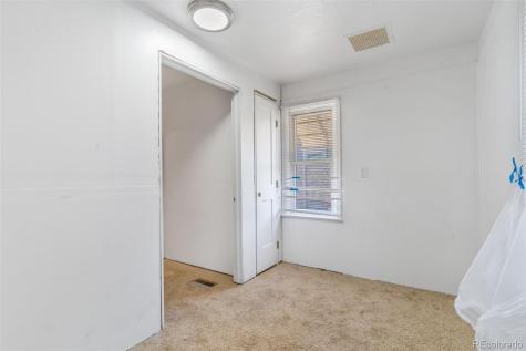 2086 Elmira Street Aurora CO 80010