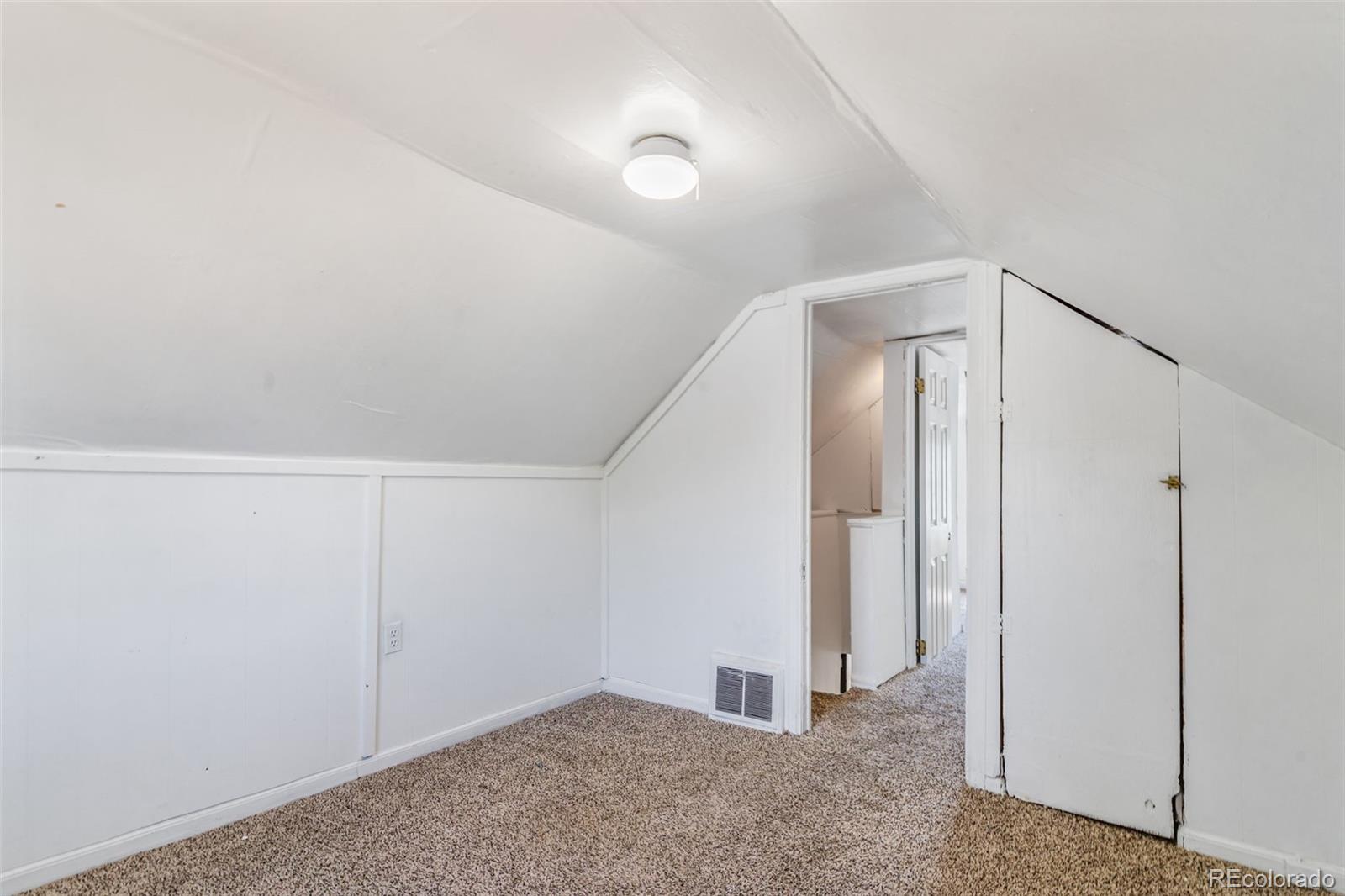 2086 Elmira Street Aurora CO 80010