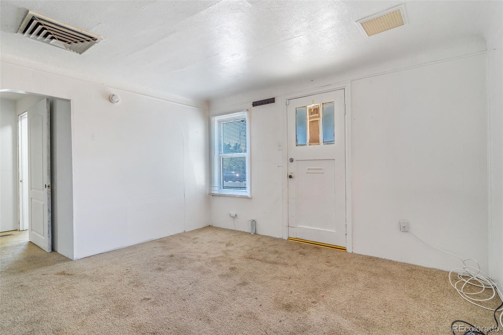 2086 Elmira Street Aurora CO 80010