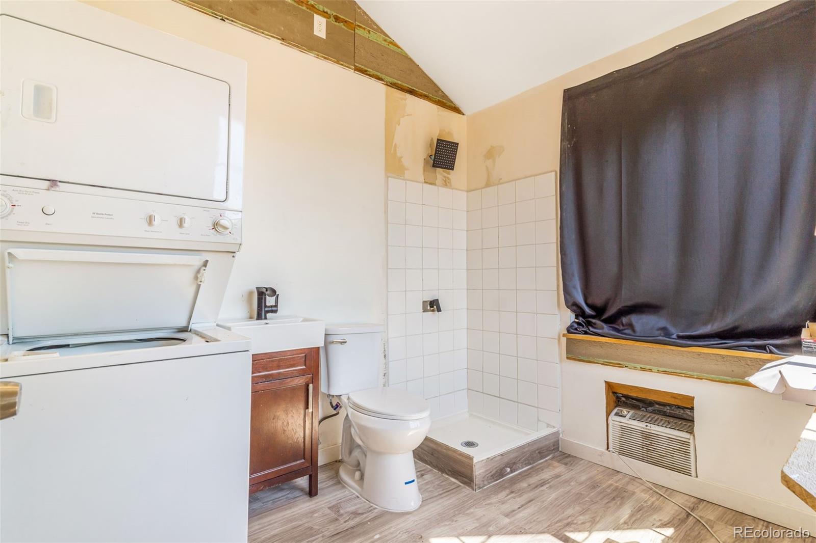 2086 Elmira Street Aurora CO 80010