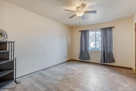 771 Troy Street Aurora CO 80011