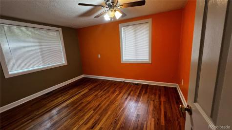 2002 Oak Way Colorado Springs CO 80906