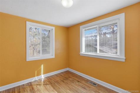 2002 Oak Way Colorado Springs CO 80906