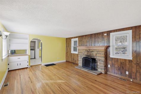 2002 Oak Way Colorado Springs CO 80906