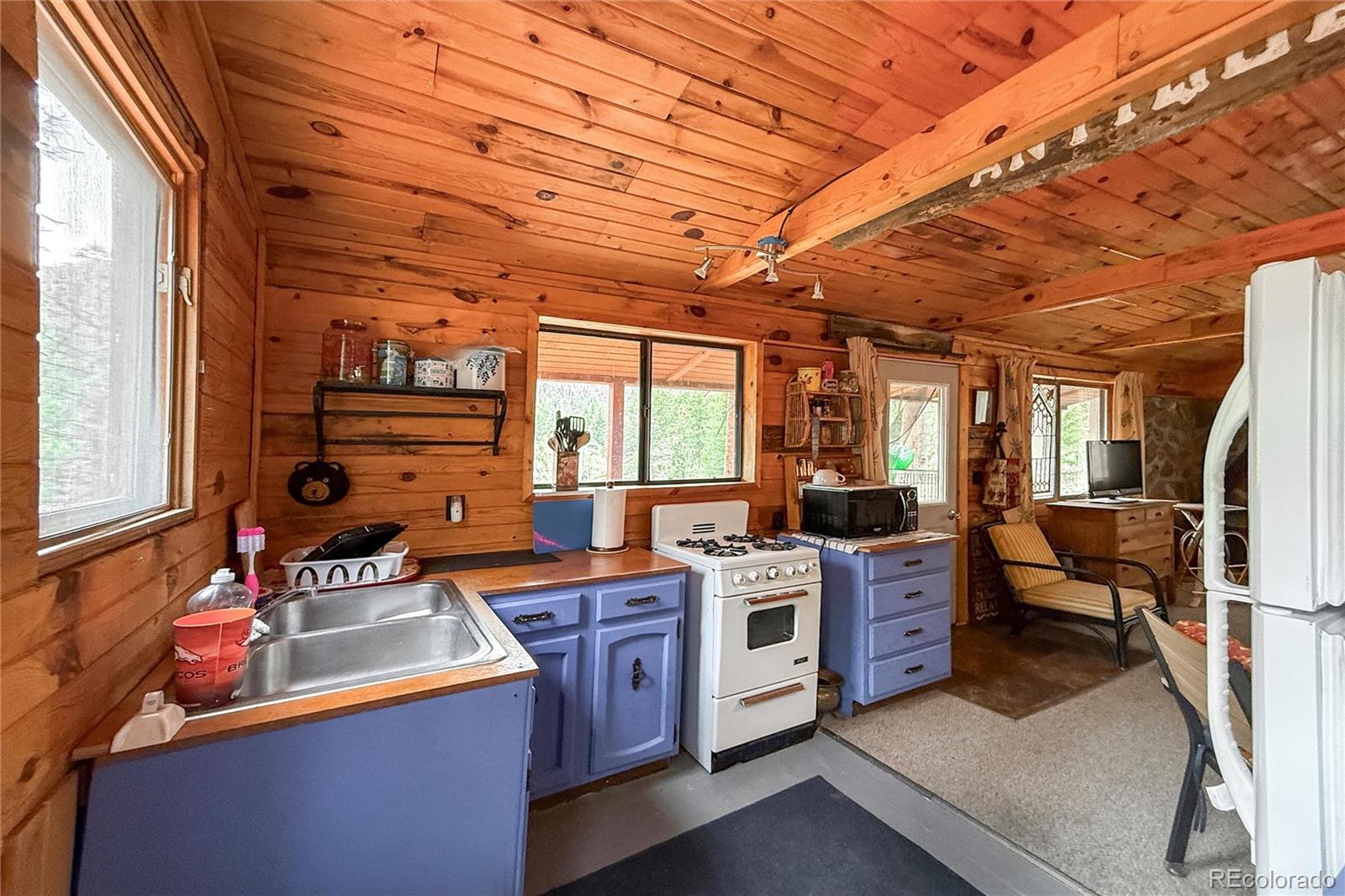 2508 Riverside Drive Lyons CO 80540