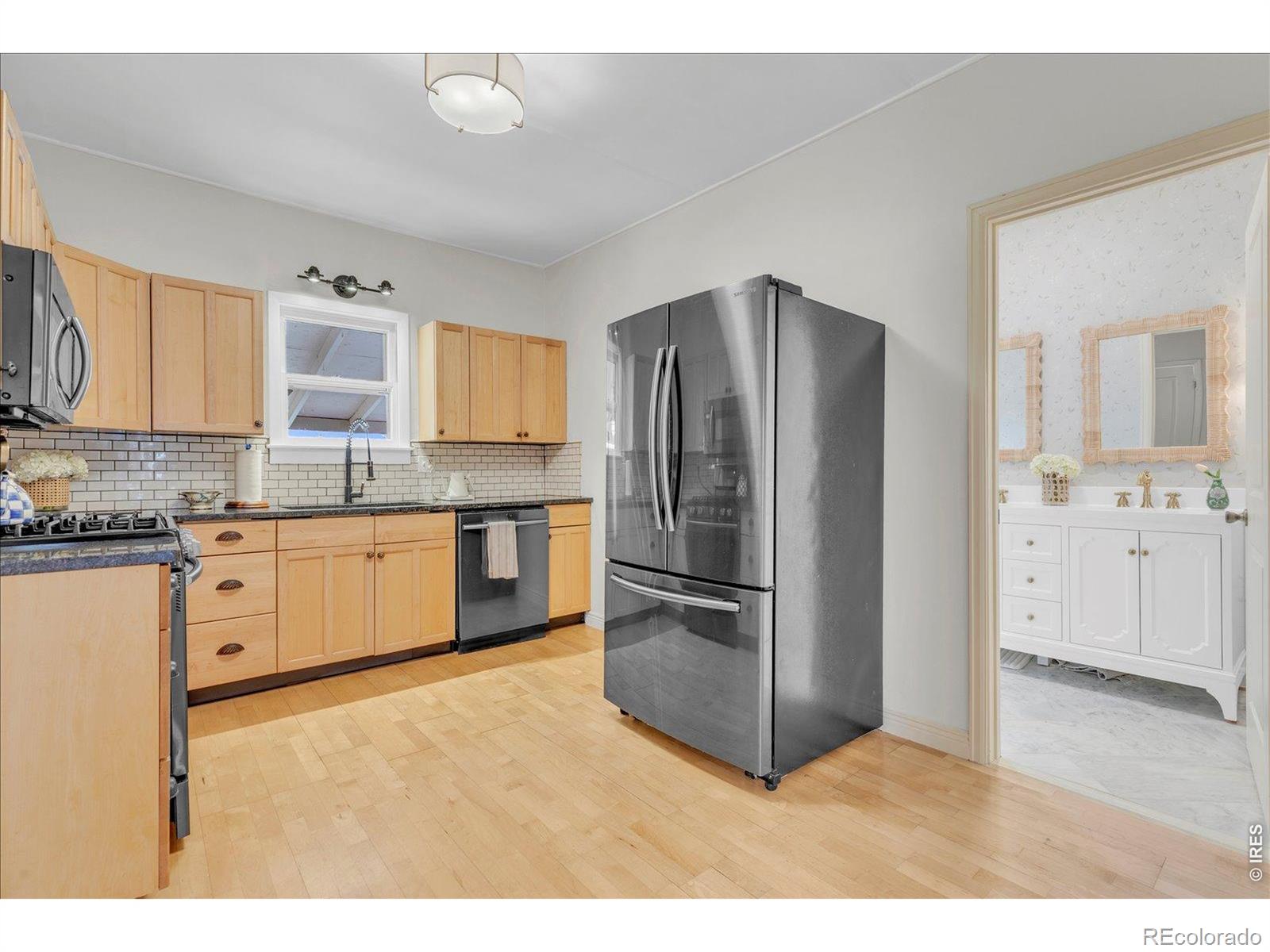 120 Bowen Street Longmont CO 80501