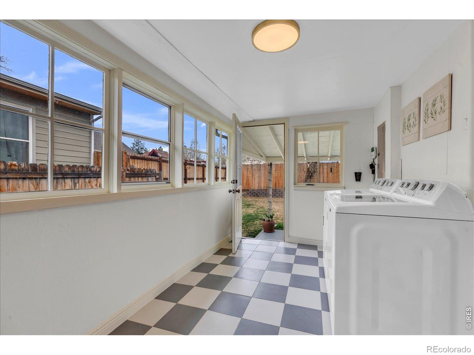 120 Bowen Street Longmont CO 80501