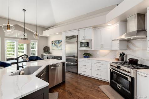 5702 W Hoover Place Littleton CO 80123