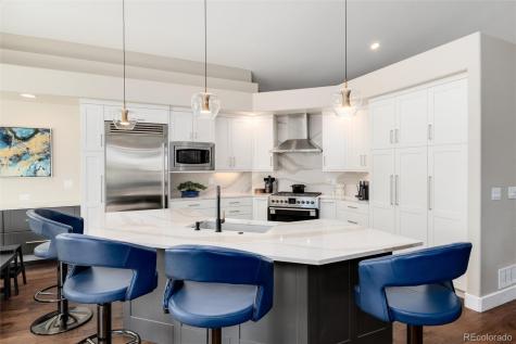 5702 W Hoover Place Littleton CO 80123