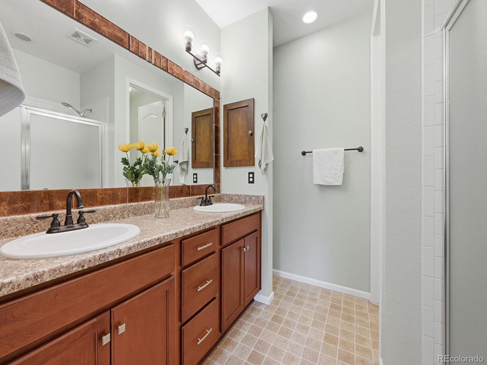 5006 S Wenatchee Street Aurora CO 80015
