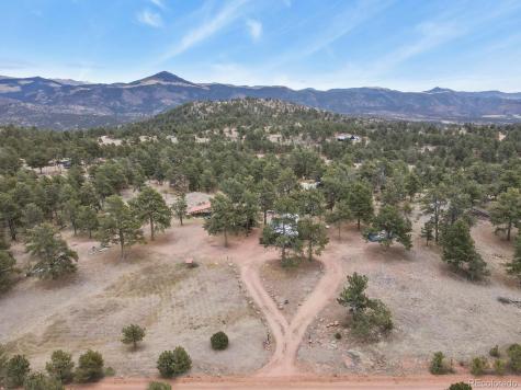 957 Arapahoe Drive Florissant CO 80816