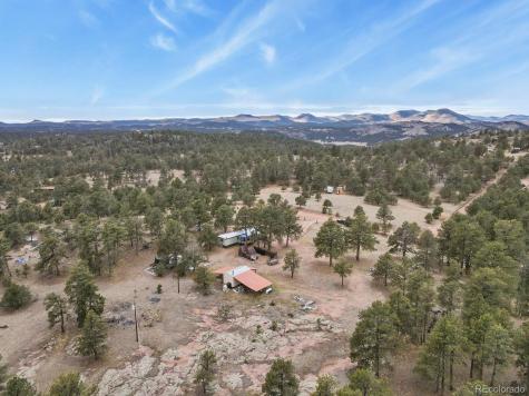 957 Arapahoe Drive Florissant CO 80816