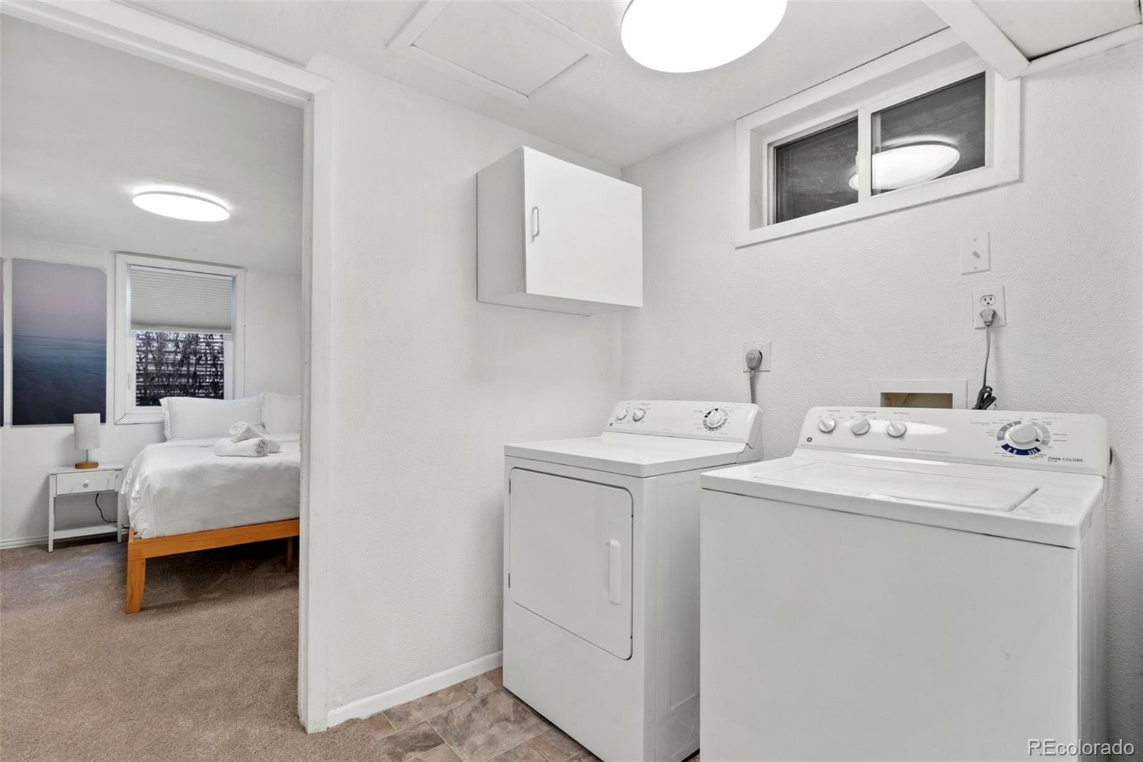 5533 Raritan Way Denver CO 80221