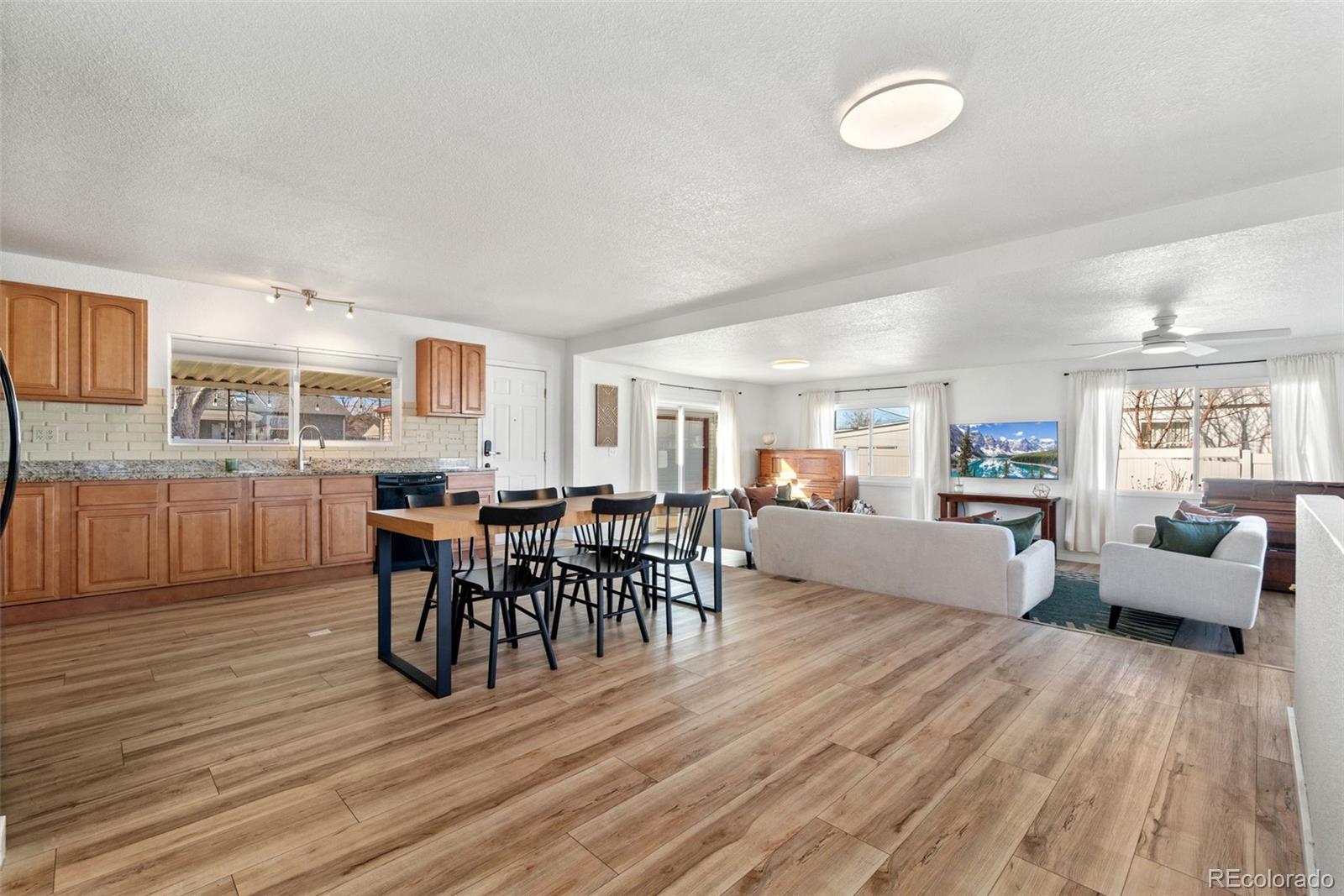 5533 Raritan Way Denver CO 80221