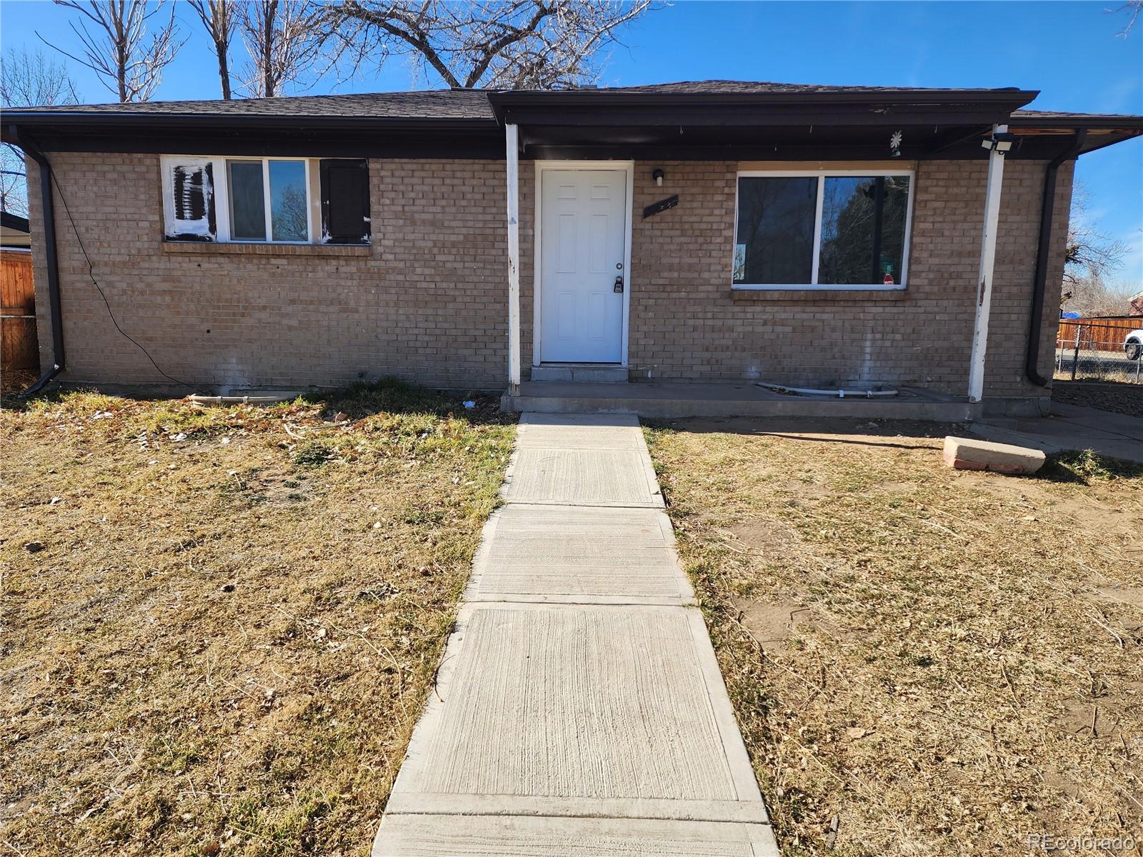 5491 Topeka Court Denver CO 80239