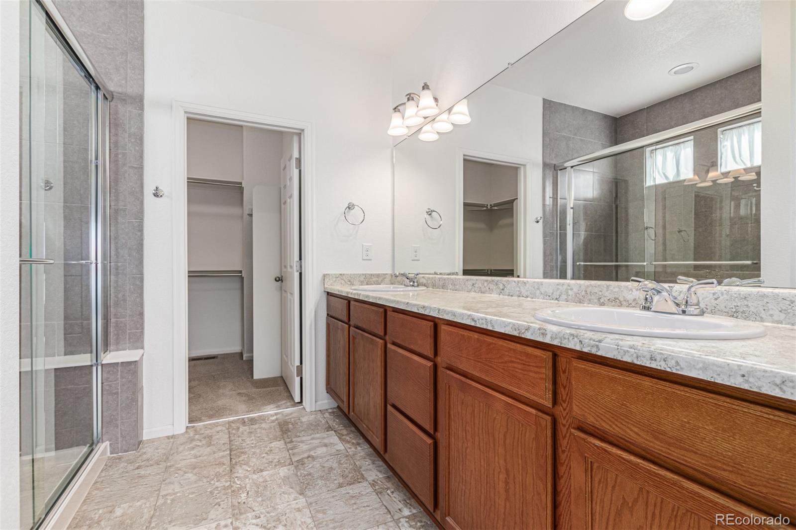10536 Racine Way Commerce City CO 80022
