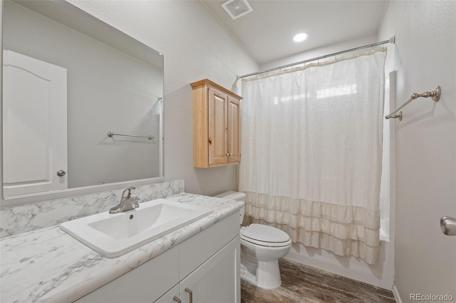 39633 E 160th Avenue Keenesburg CO 80643