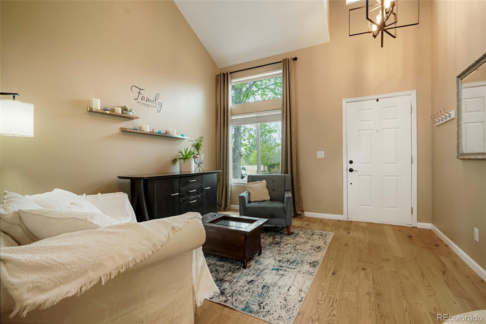6090 S Yampa Street Aurora CO 80016