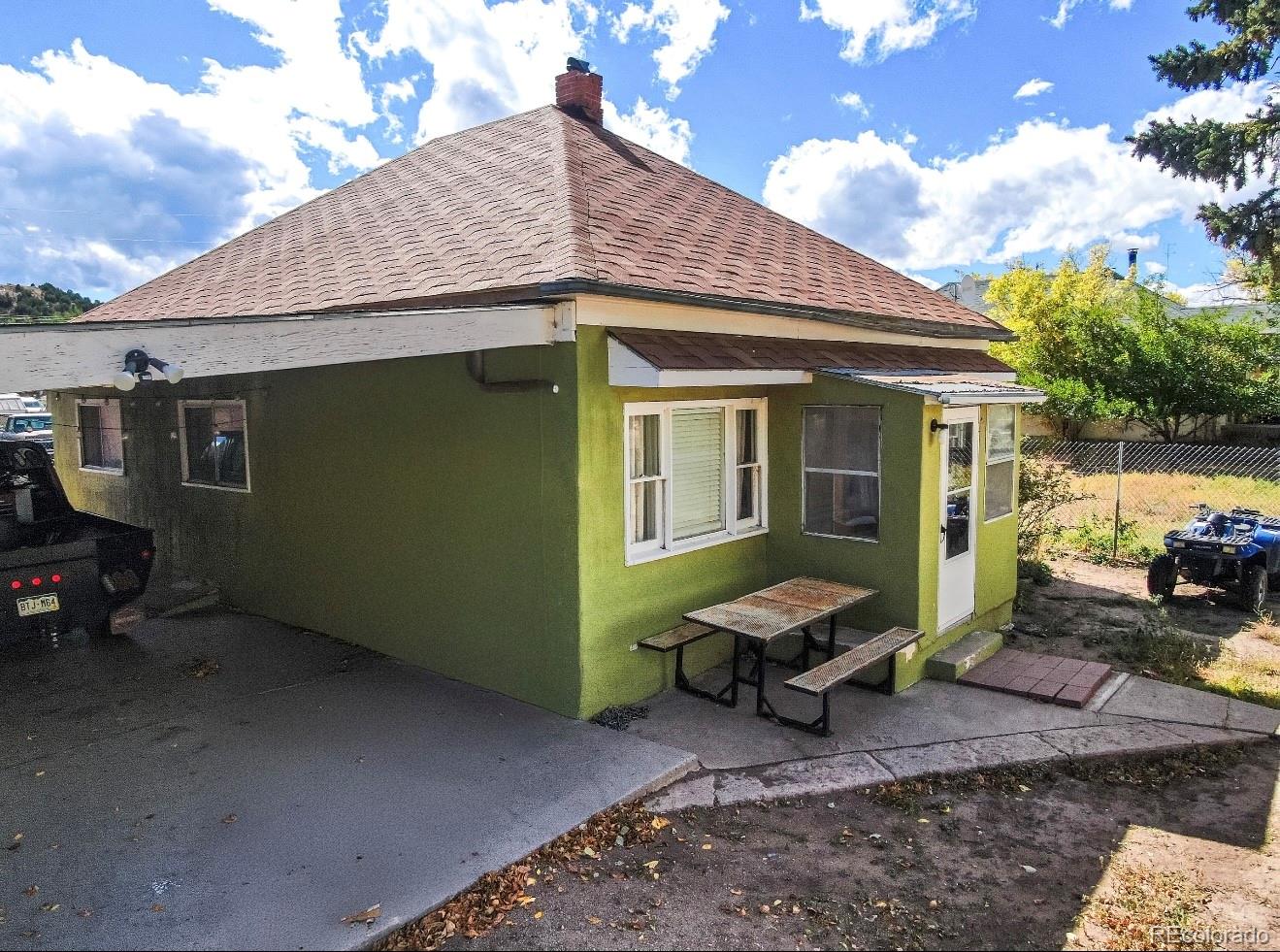 129 E 9th Street Walsenburg CO 81089