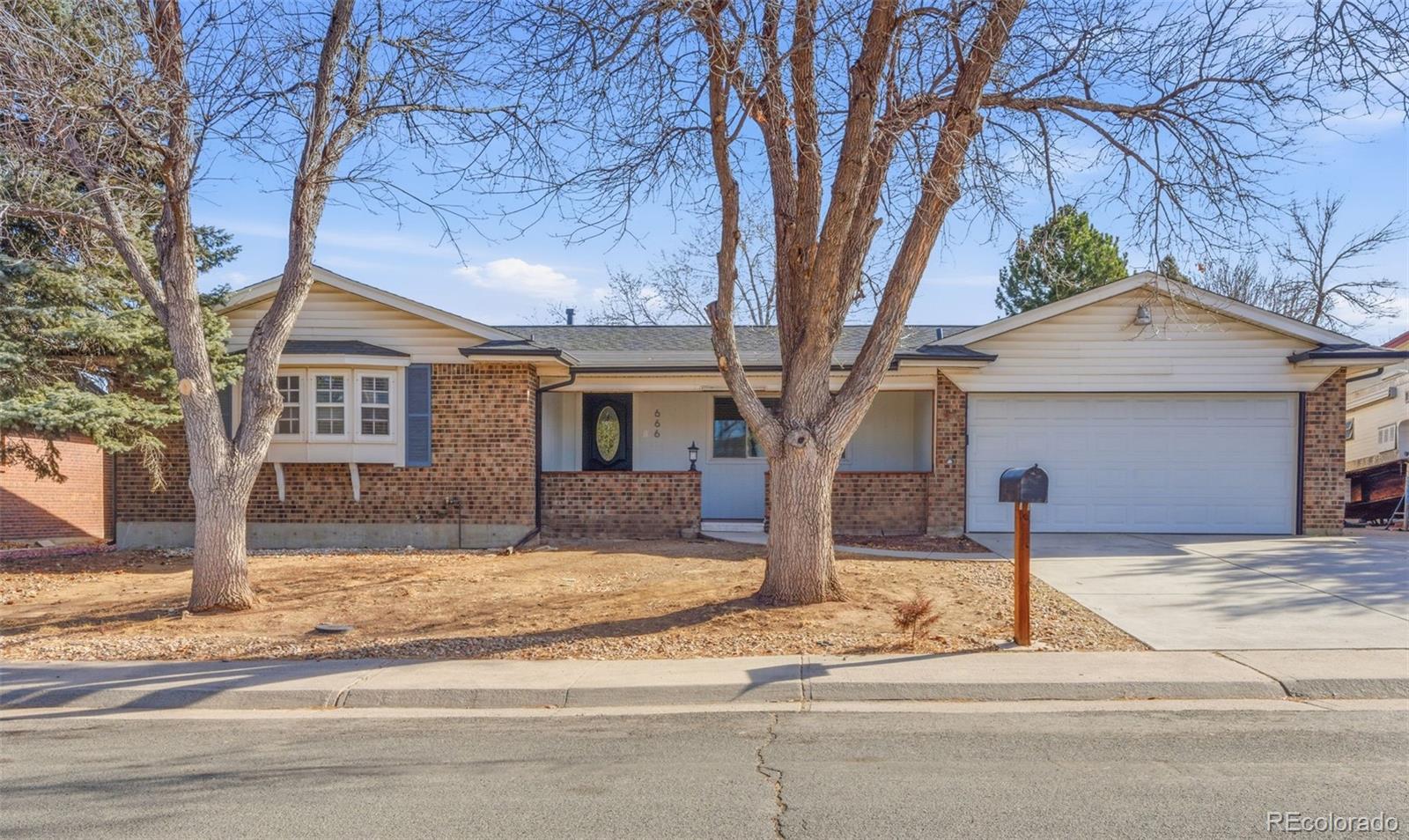 666 Kittredge Street Aurora CO 80011