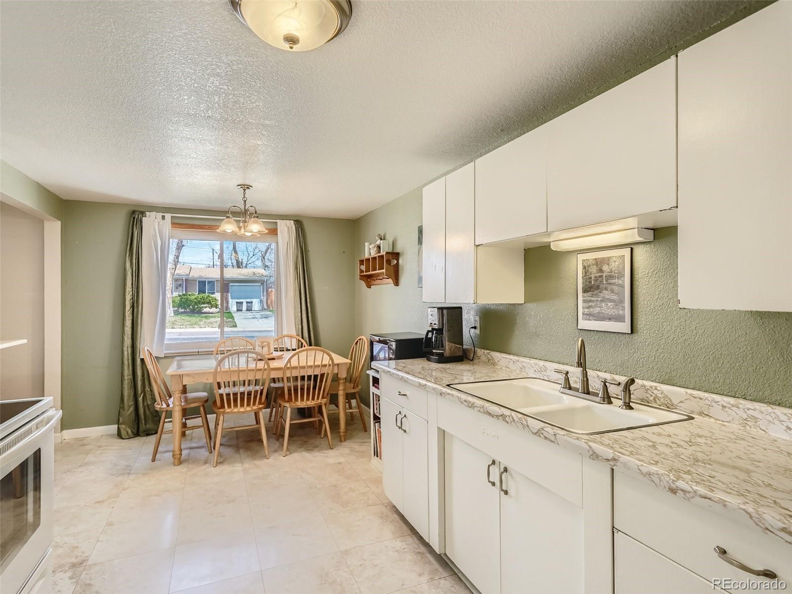 9870 W 53rd Avenue Arvada CO 80002
