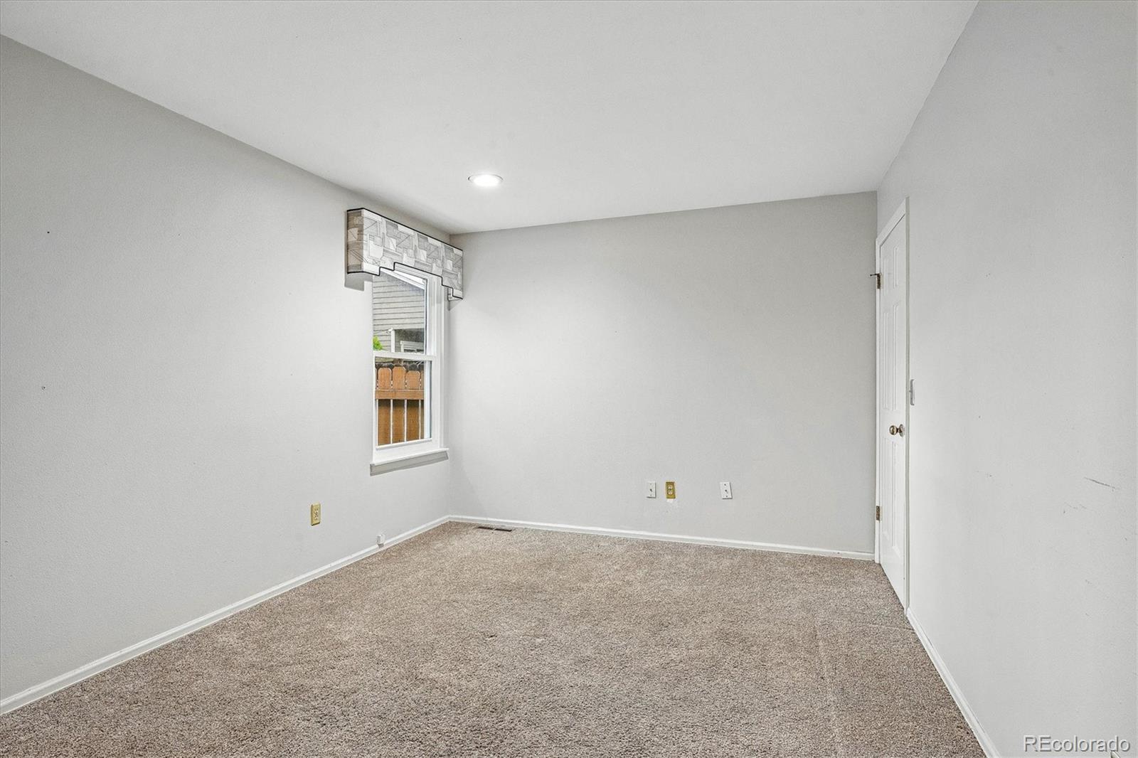 8039 S Newport Court Centennial CO 80112