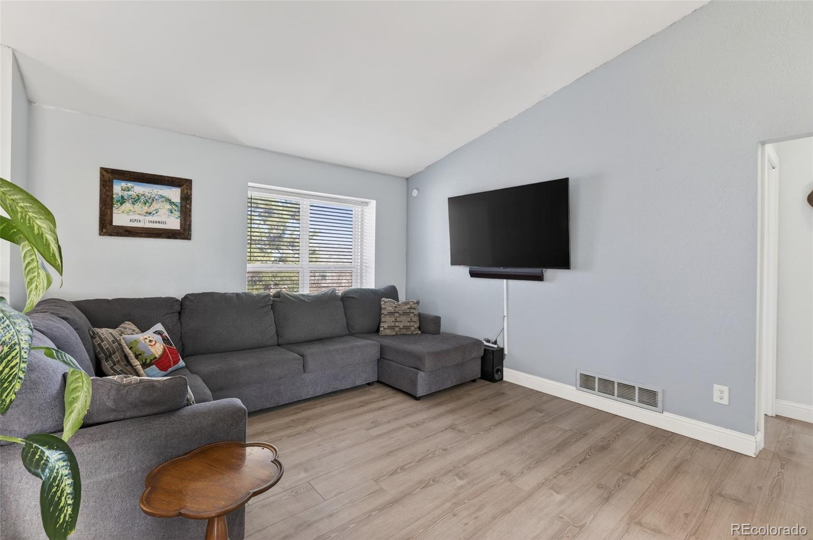 5915 S Nepal Street Centennial CO 80015