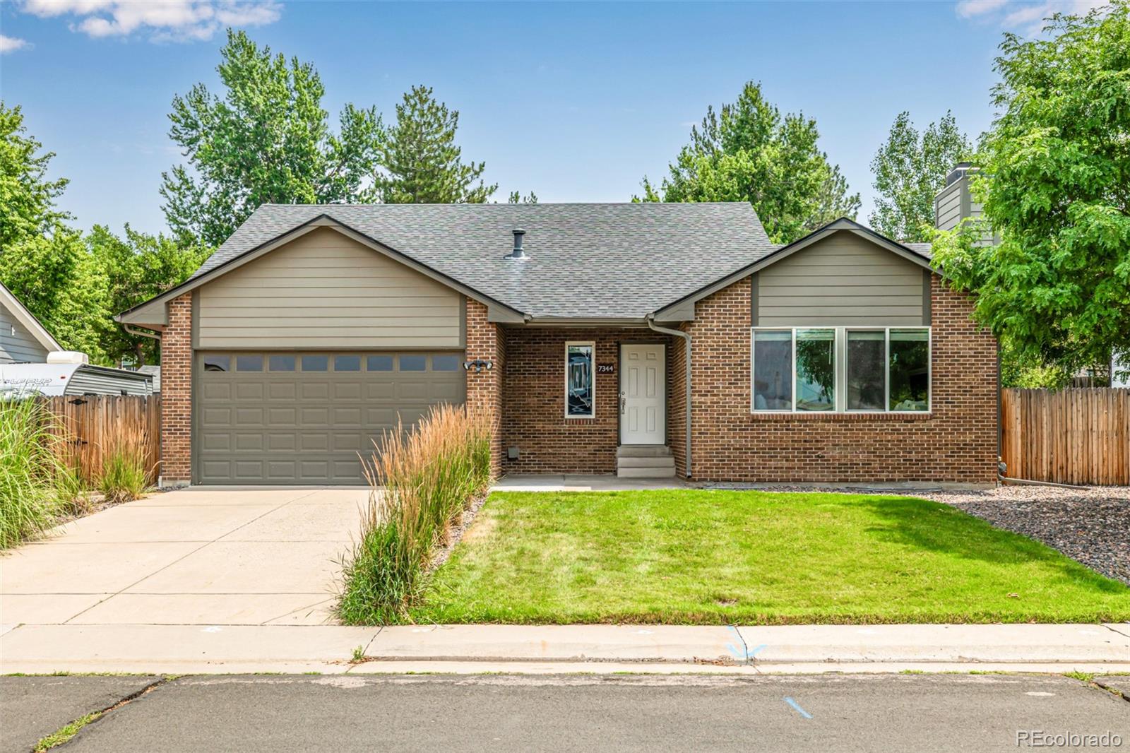 7344 S Houstoun Waring Circle Littleton CO 80120