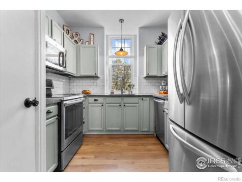 714 Knob Court Lafayette CO 80026