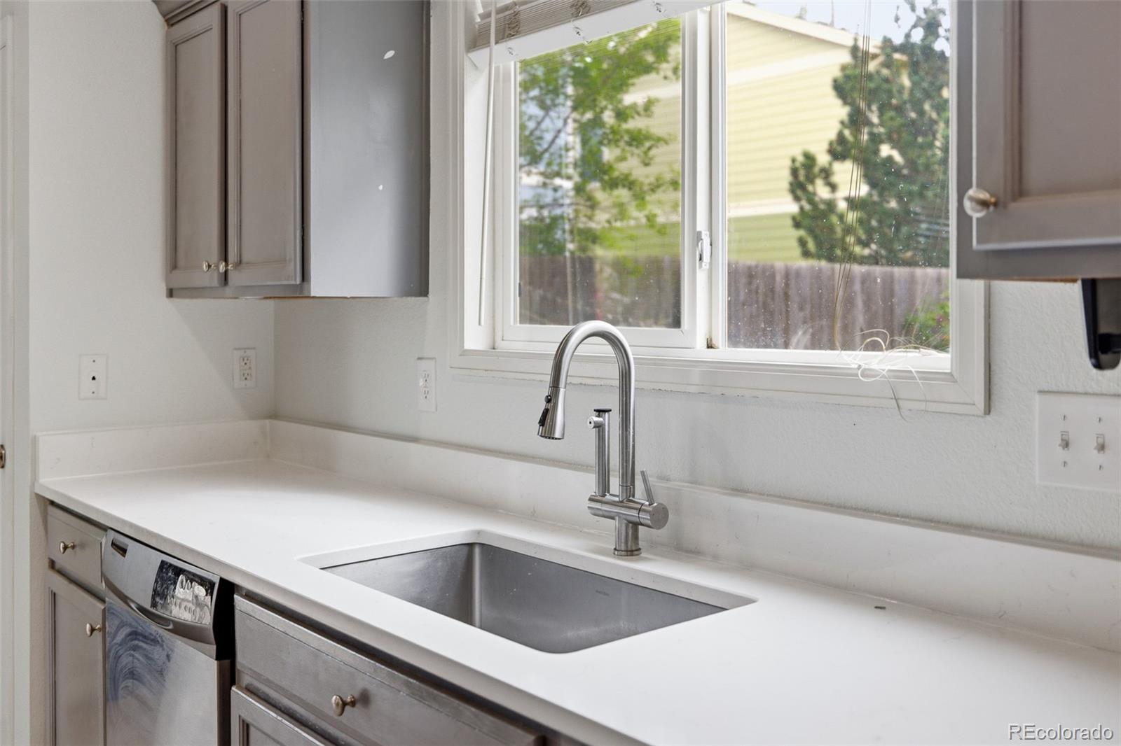 10598 Forester Place Longmont CO 80504