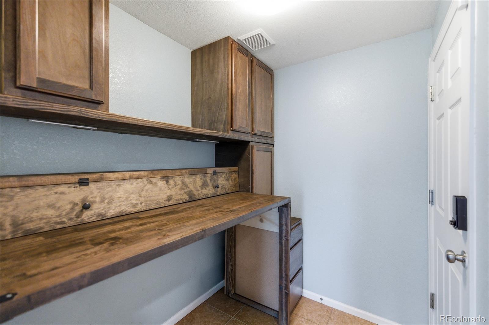 10598 Forester Place Longmont CO 80504