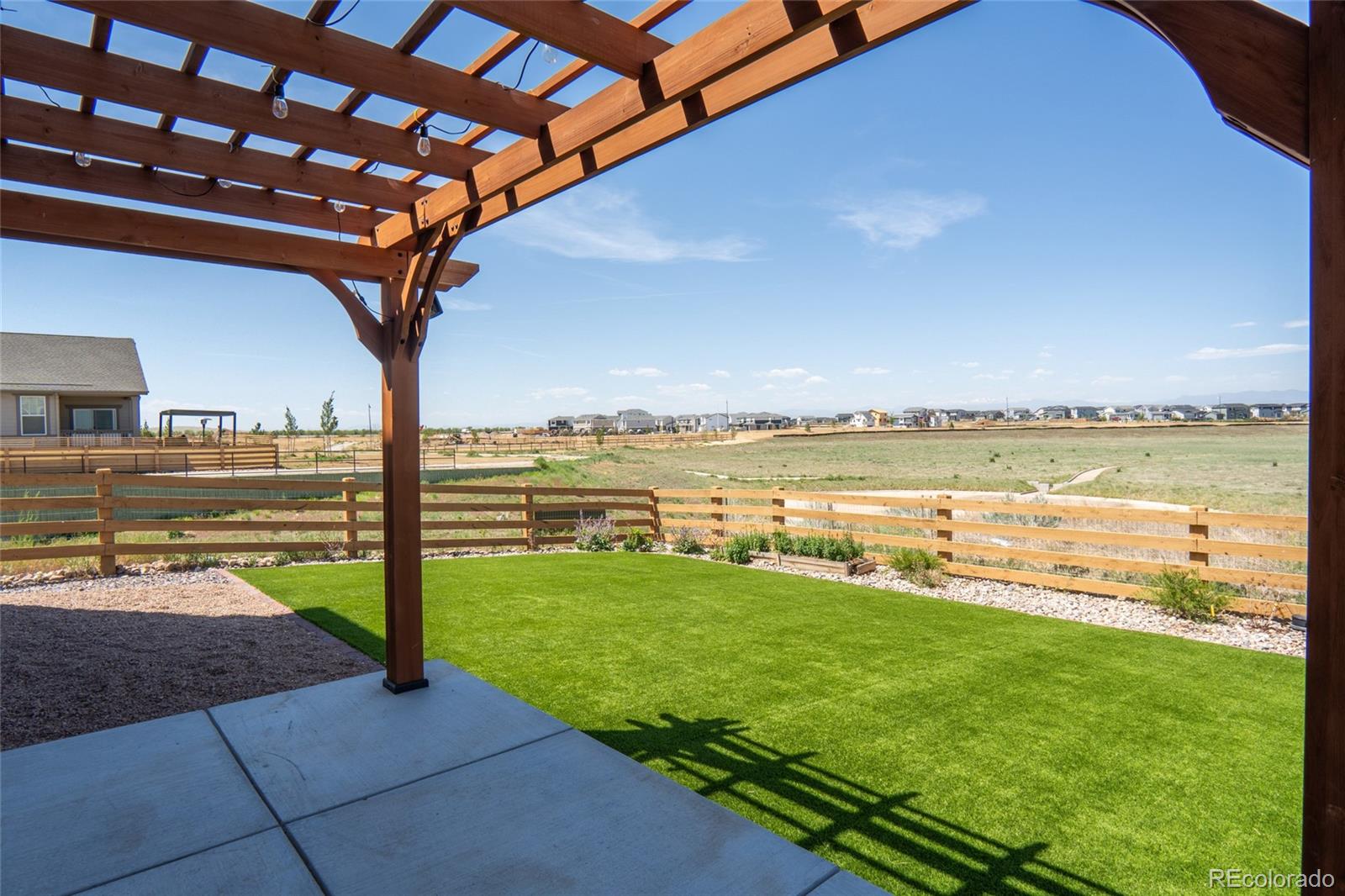 10231 Tucson Street Commerce City CO 80022