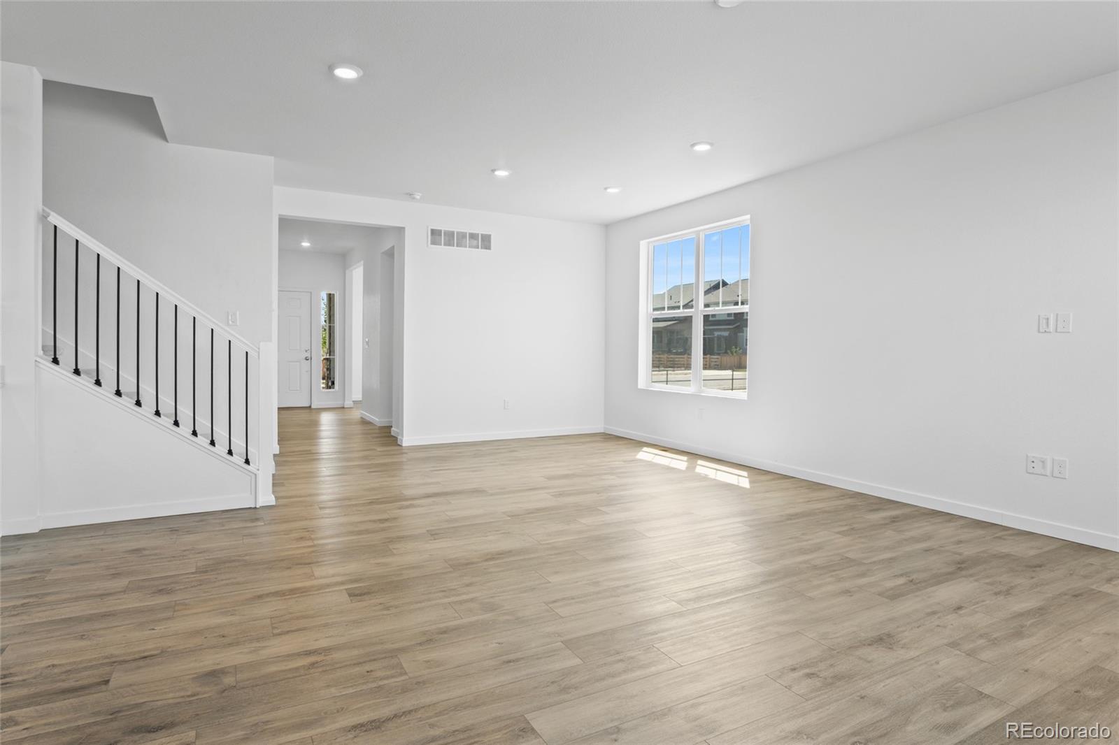 10231 Tucson Street Commerce City CO 80022