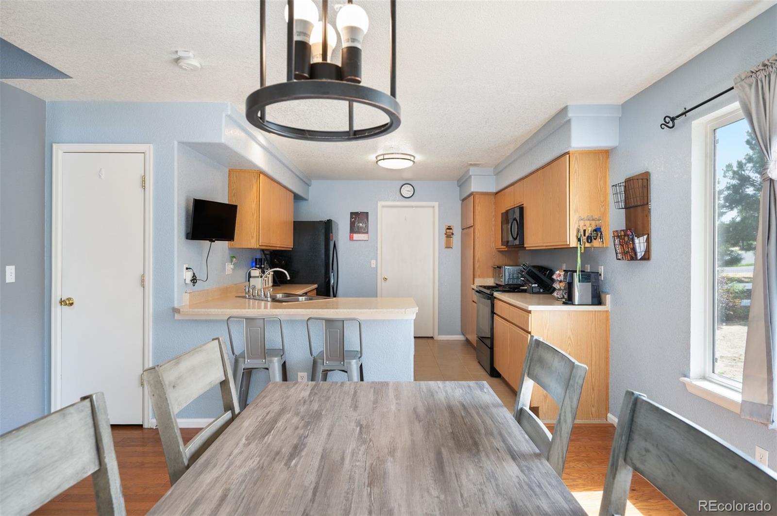 4819 Halifax Way Denver CO 80249